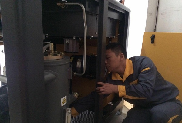 螺桿空壓機漏油不可忽視,預防診斷是關鍵!